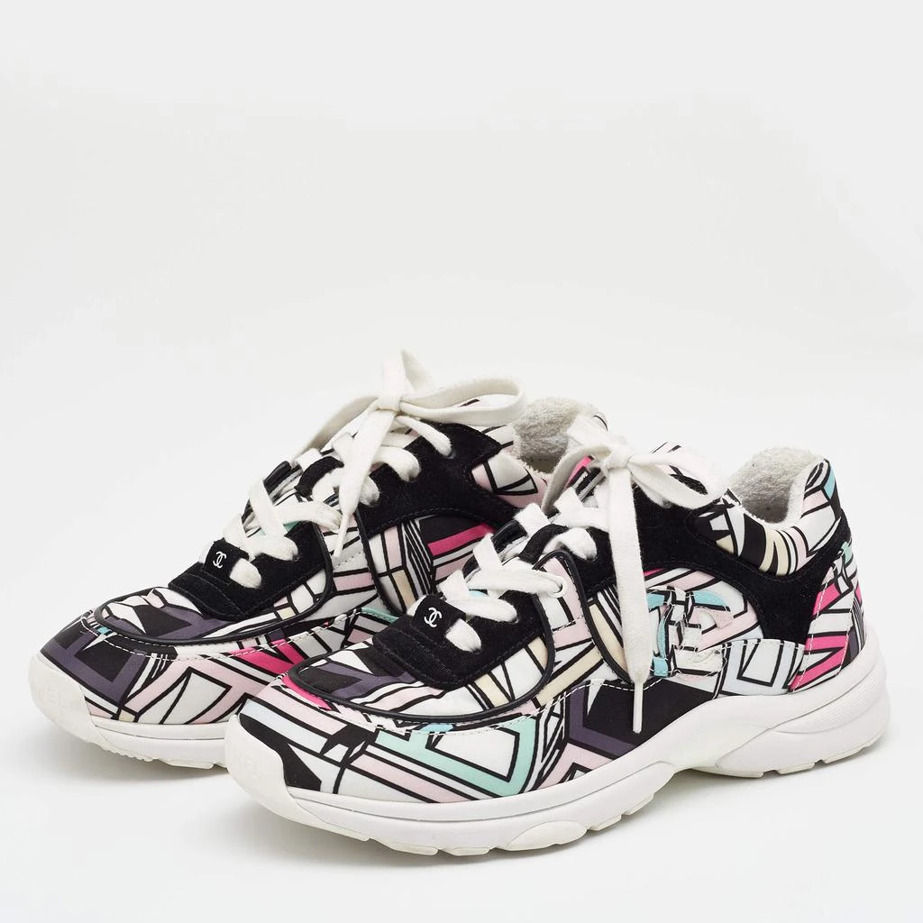 商品[二手商品] Chanel|Chanel Multicolor Abstract Print Satin And Suede CC Logo Trainer Low Top Sneakers Size 37,价格¥5290,第2张图片详细描述