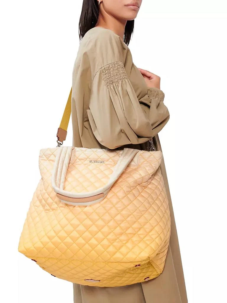 Large Metro Gradient Quilted Nylon Tote Deluxe 商品
