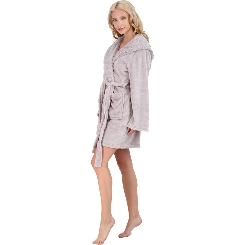 商品PJ Couture|PJ Couture Snowed In Women's Short Belted 36" Robe with Sherpa Lined Hood,价格¥85,第2张图片详细描述