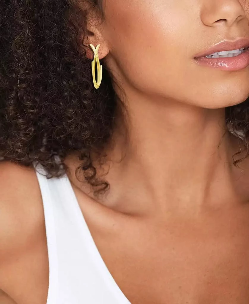 商品Essentials|And Now This High Polished Crossover C Hoop Post Earring in Silver Plate or Gold Plate,价格¥105,第2张图片详细描述