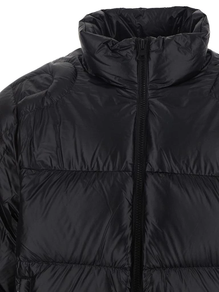 商品Burberry|Embossed Logo Puffer,价格¥9787,第3张图片详细描述