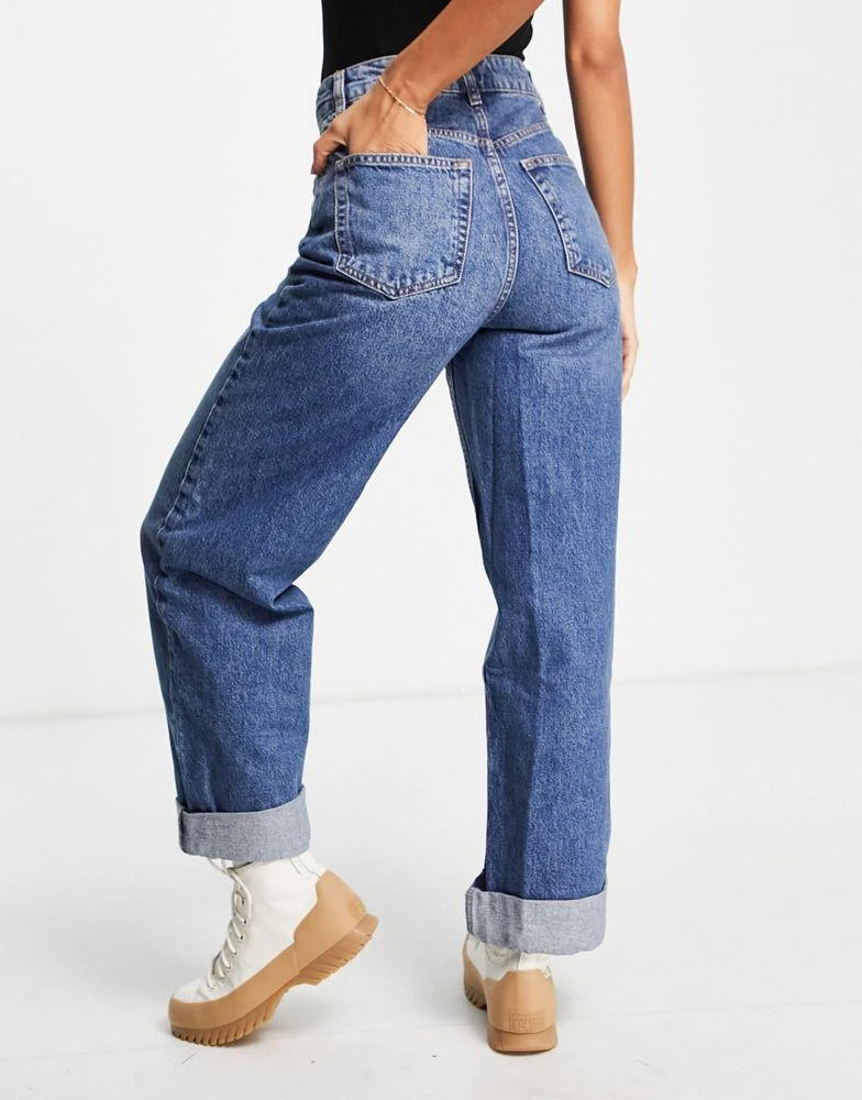 商品Topshop|Topshop One oversized Mom jean in mid blue,价格¥142,第3张图片详细描述