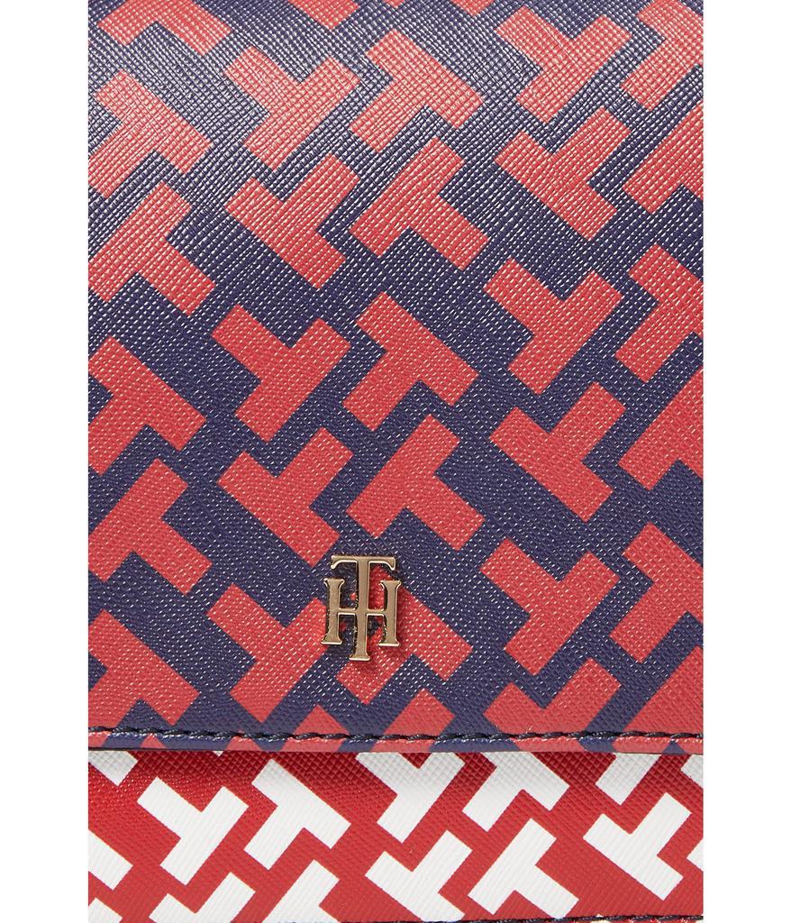 商品Tommy Hilfiger|Beth II Flap Crossbody Bias Bicolor Texture PVC,价格¥387,第6张图片详细描述