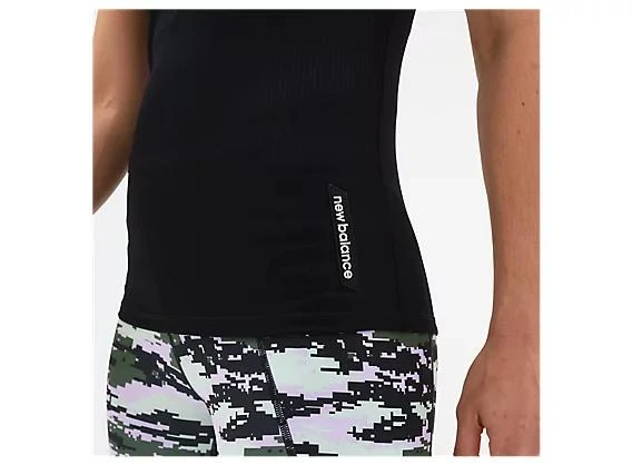 商品New Balance|Perfect Rib Tank,价格¥203,第5张图片详细描述