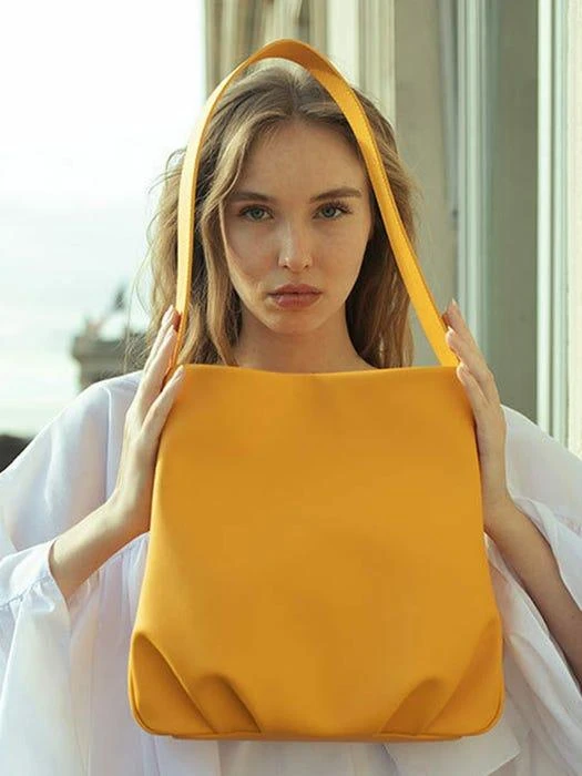 商品MAKE :D|VASE Cactus Leather Shoulder Bag - Sand Beige,价格¥2379,第5张图片详细描述