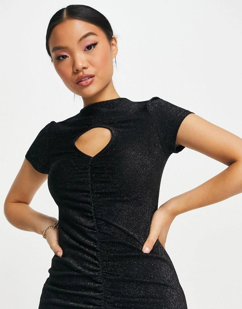 商品Topshop|Topshop Petite 90s style keyhole mini dress in black,价格¥212,第2张图片详细描述
