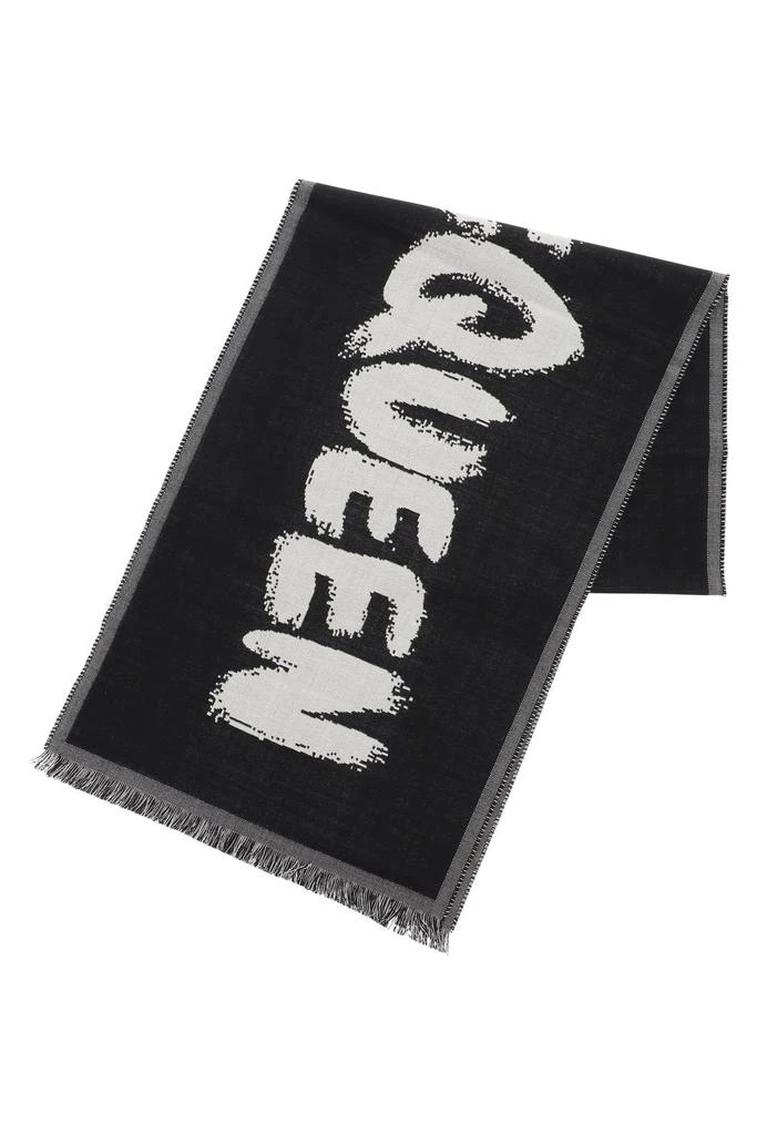 商品Alexander McQueen|Alexander McQueen Oversized Graffiti Logo Scarf,价格¥1379,第2张图片详细描述