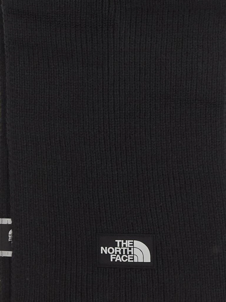 商品The North Face|The North Face Logo Patch Knitted Scarf,价格¥313,第2张图片详细描述