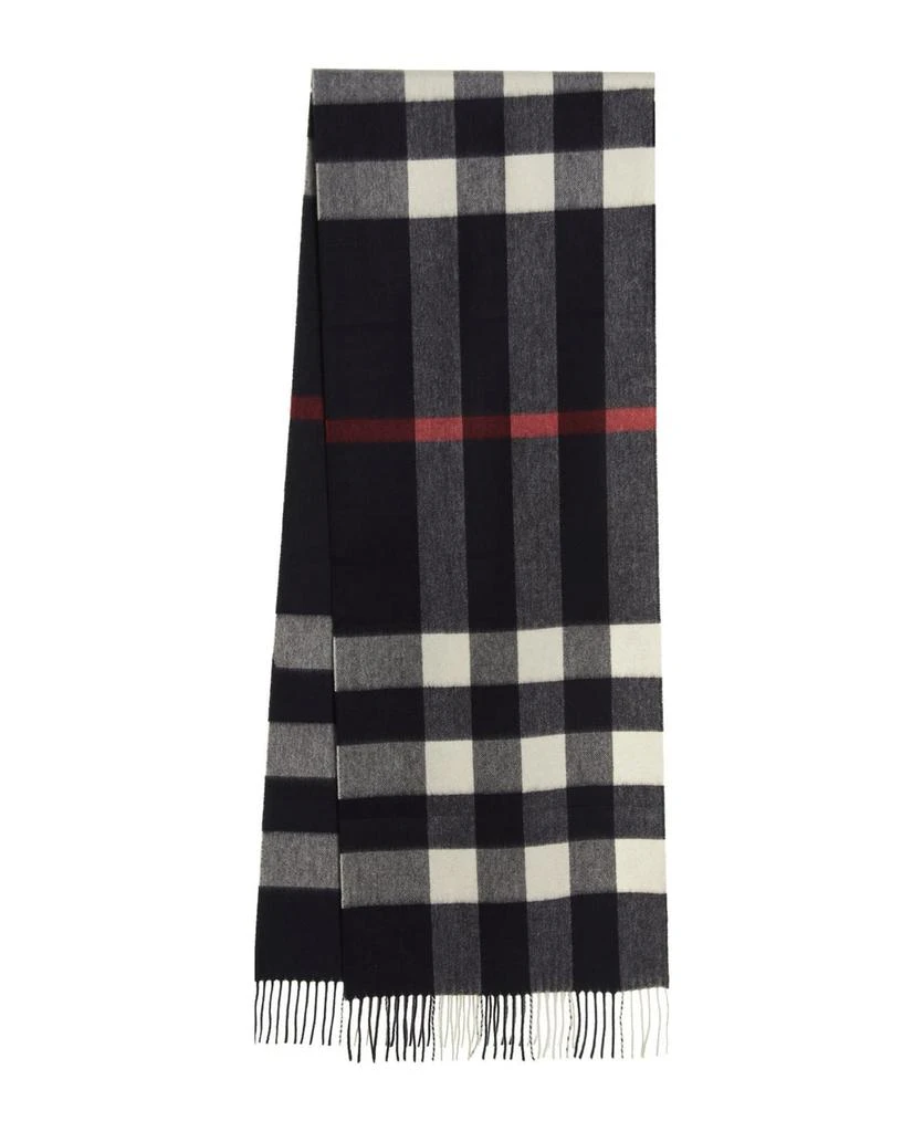 商品Burberry|Tartan Scarf,价格¥4040,第2张图片详细描述