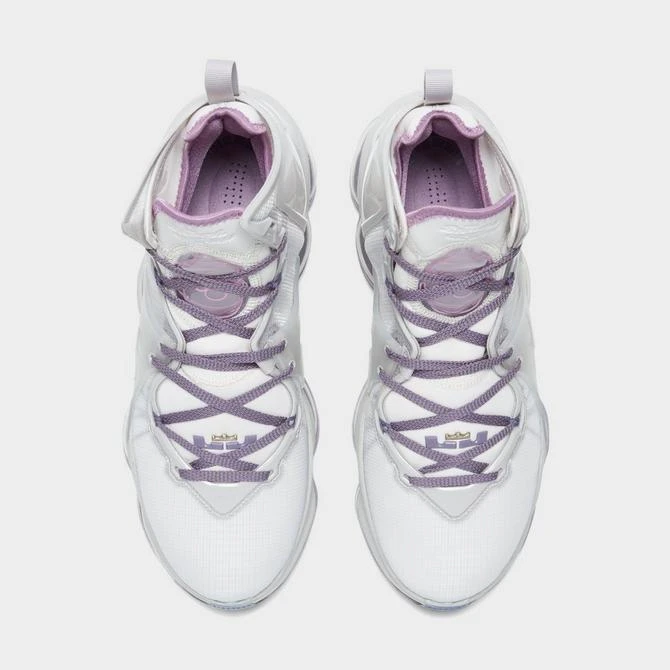 Nike LeBron 19 Basketball Shoes 商品