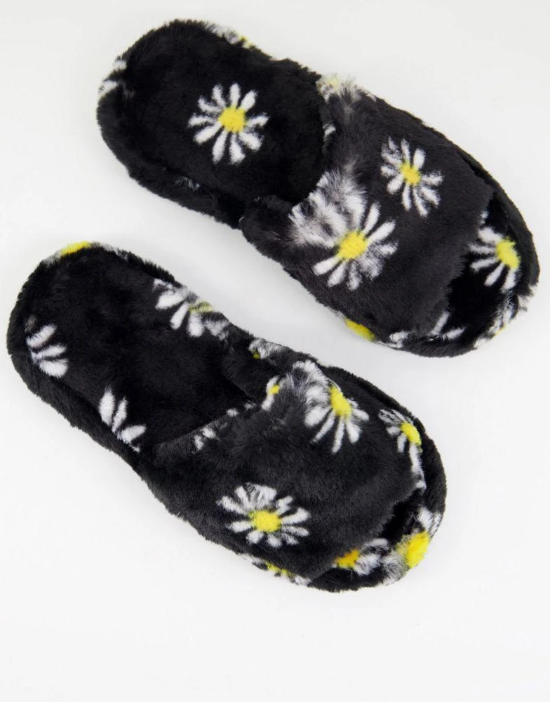 商品ASOS|ASOS DESIGN Zane chunky slider slippers in black floral,价格¥52,第1张图片