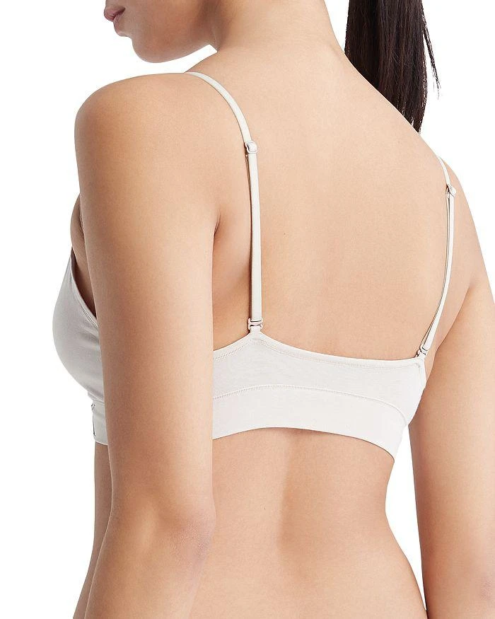 商品Calvin Klein|Flex Fit Lightly Lined Triangle Bralette,价格¥280,第4张图片详细描述