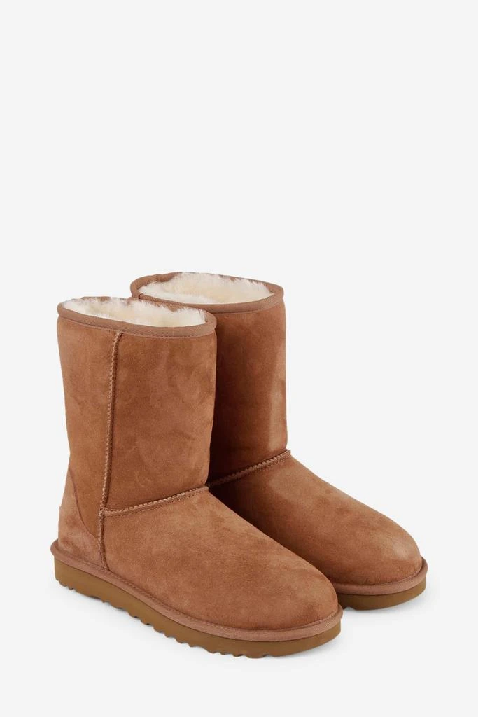 商品UGG|UGG Classic Short Ii Boots - Women,价格¥3214,第3张图片详细描述
