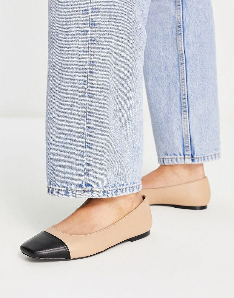 商品ASOS|ASOS DESIGN Locket square toe ballet flats in black and beige,价格¥133,第4张图片详细描述