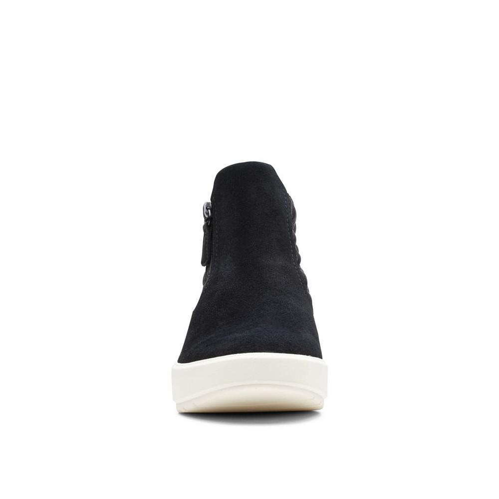 商品Clarks|Women's Collection Layton Zip Sneaker Boots,价格¥623,第7张图片详细描述