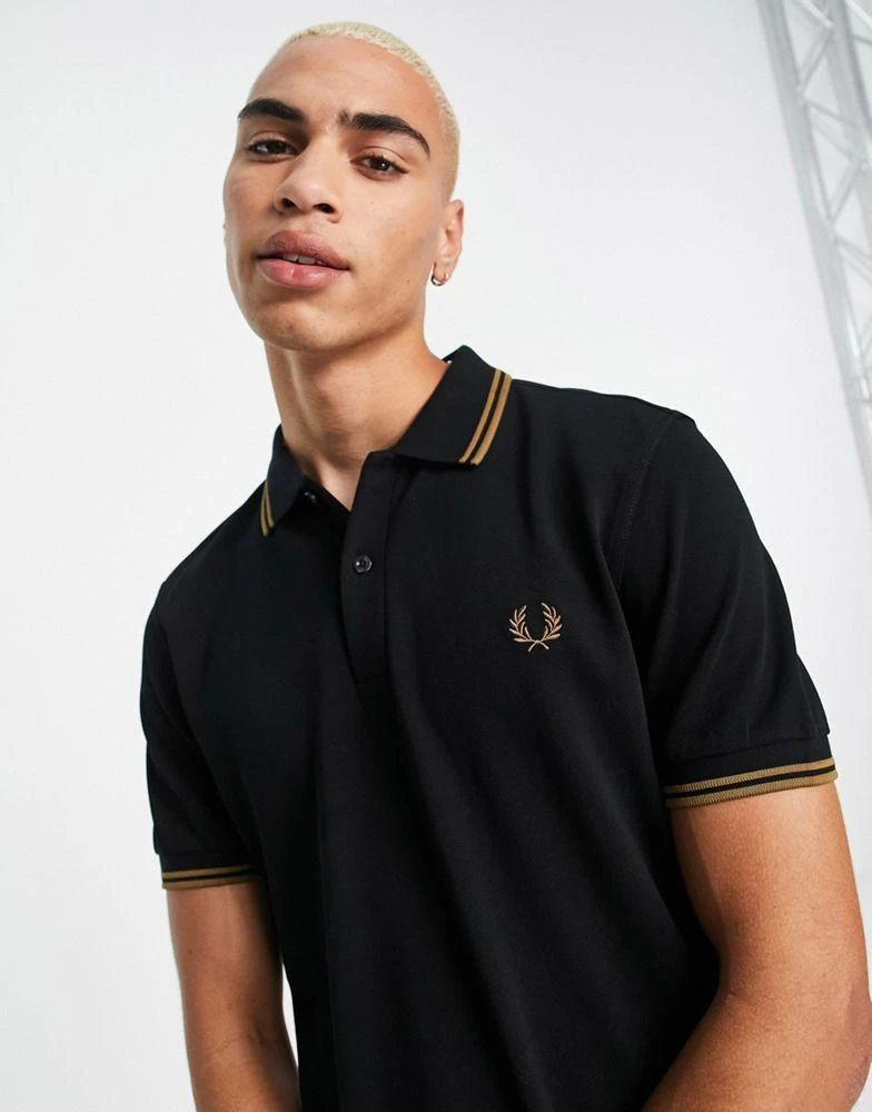 商品Fred Perry|Fred Perry twin tipped polo shirt in black,价格¥490,第3张图片详细描述