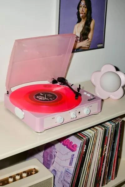 商品Gadhouse|Gadhouse UO Exclusive Brad Retro Record Player,价格¥673,第1张图片