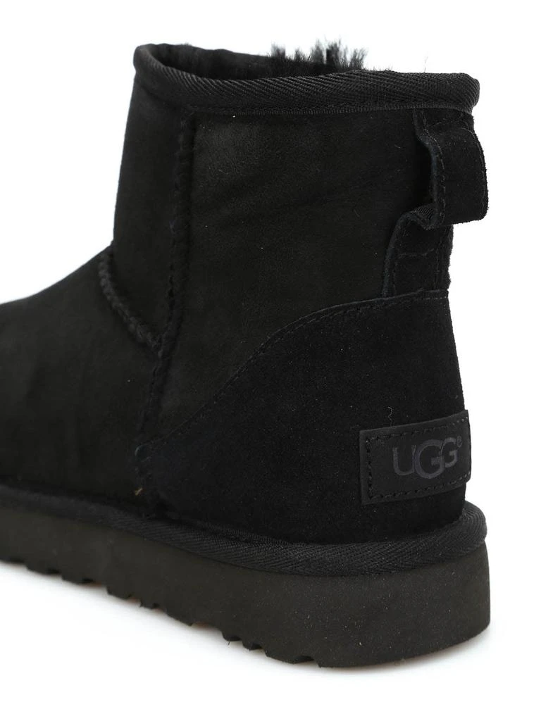 商品UGG|UGG Mini Classic Ii Black,价格¥1192,第4张图片详细描述