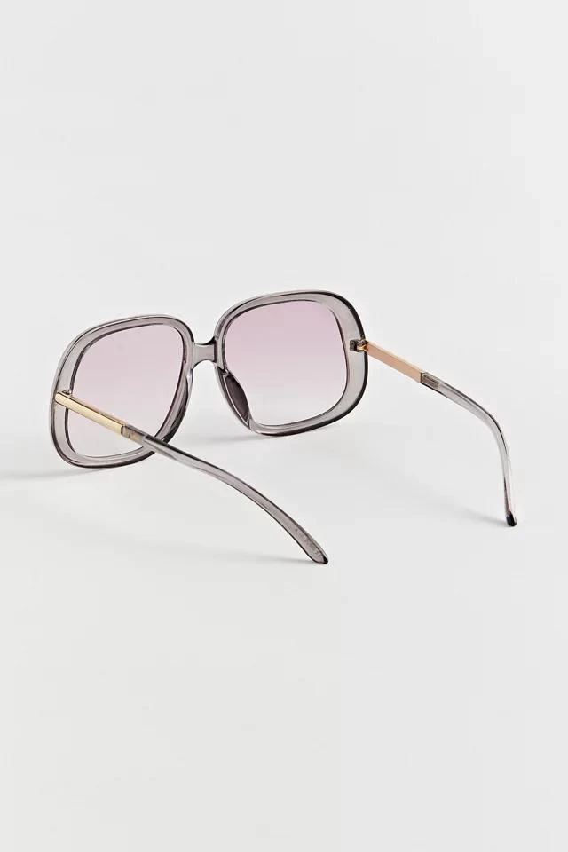 商品Urban Outfitters|Benny Oversized Square Sunglasses,价格¥39,第4张图片详细描述
