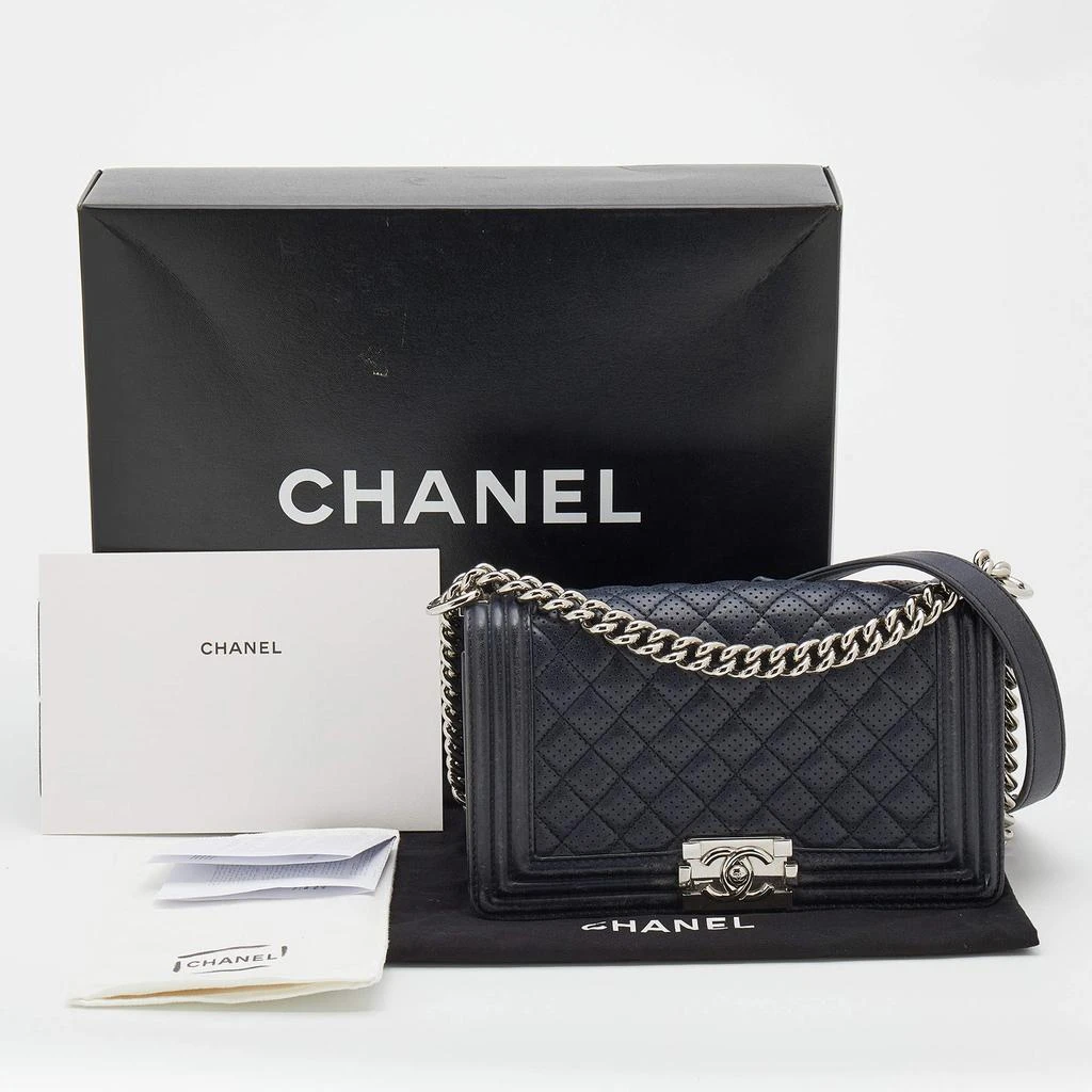 Chanel Blue Quilted Perforated Leather Medium Boy Flap Bag 商品