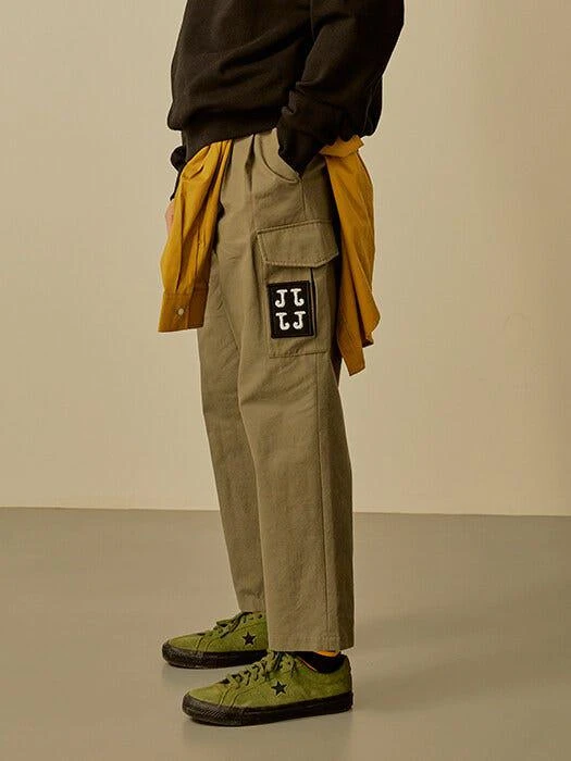 商品JWO|Pintuck Detail Cotton Cargo Pants Khaki,价格¥771,第2张图片详细描述