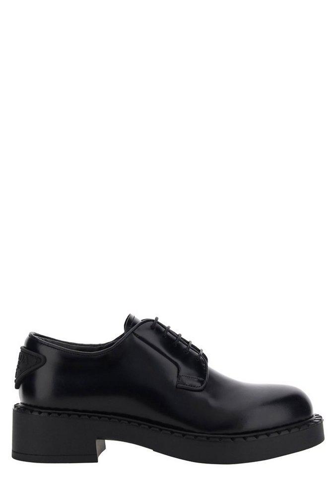 商品Prada|Prada Lace-Up Logo Embossed Derby Shoes,价格¥5359,第1张图片