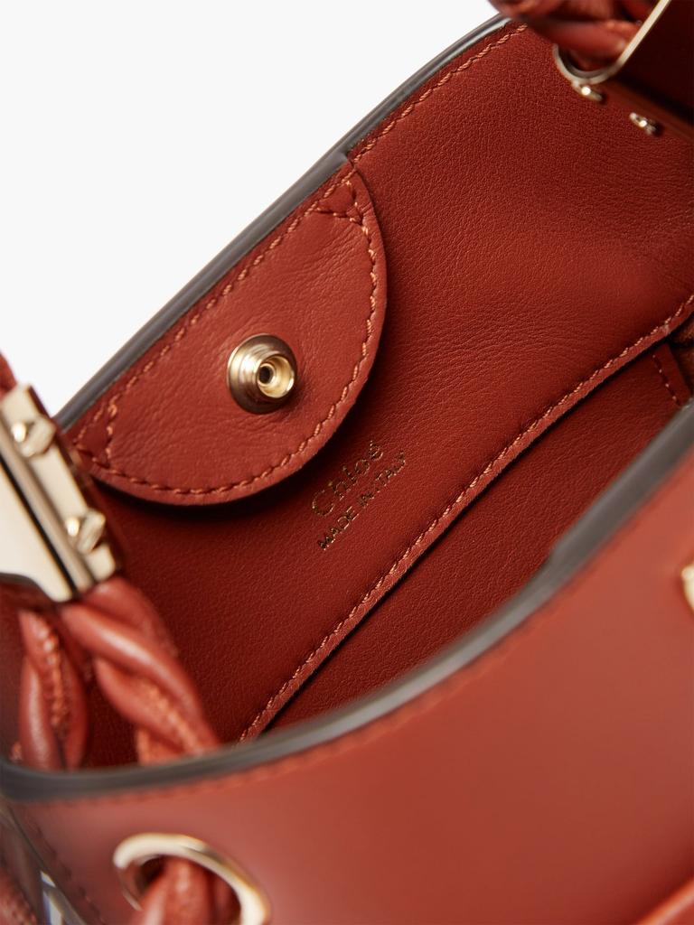 商品Chloé|Key braided-handle leather bucket bag,价格¥10666,第7张图片详细描述