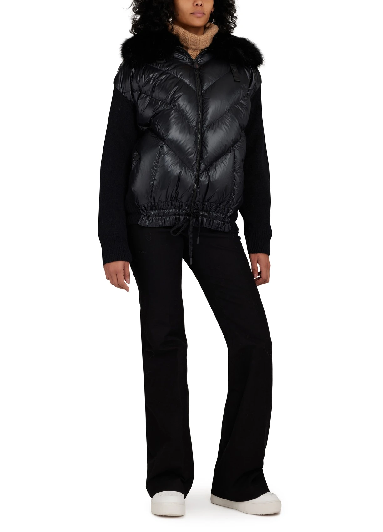 商品Moncler|Moncler 女士大衣 MC4UKS57BCK 黑色,价格¥8705,第3张图片详细描述