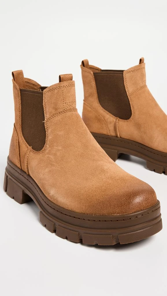 商品UGG|UGG Skyview Chelsea Boots,价格¥763,第3张图片详细描述