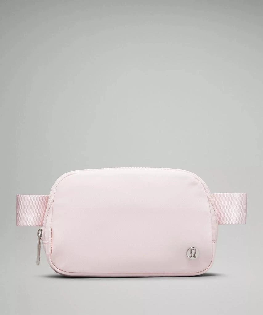 Everywhere Belt Bag 1L 商品