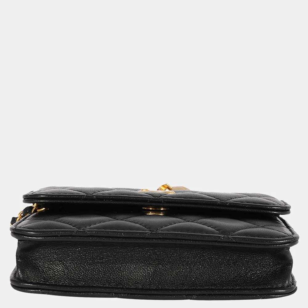 商品[二手商品] Chanel|Chanel Black Quilted Lambskin Pearl Crush Clutch With Chain,价格¥29904,第4张图片详细描述