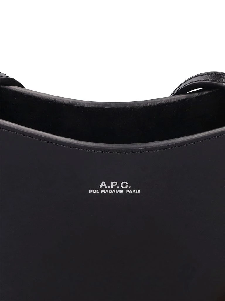 商品A.P.C.|Logo Print Leather Crossbody Bag,价格¥2296,第5张图片详细描述