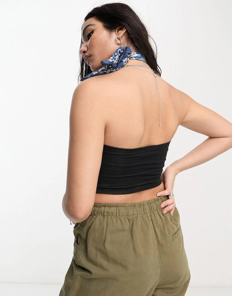 商品ASOS|ASOS DESIGN scarf hem bandeau top with ruched sides in black,价格¥69,第4张图片详细描述