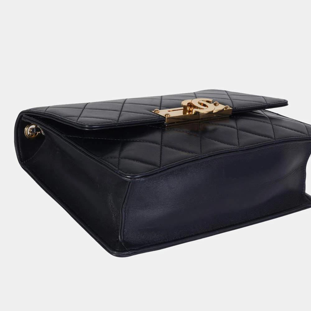 Chanel Navy Quilted Leather Lambskin Medium Golden Class Flap Shoulder Bag 商品