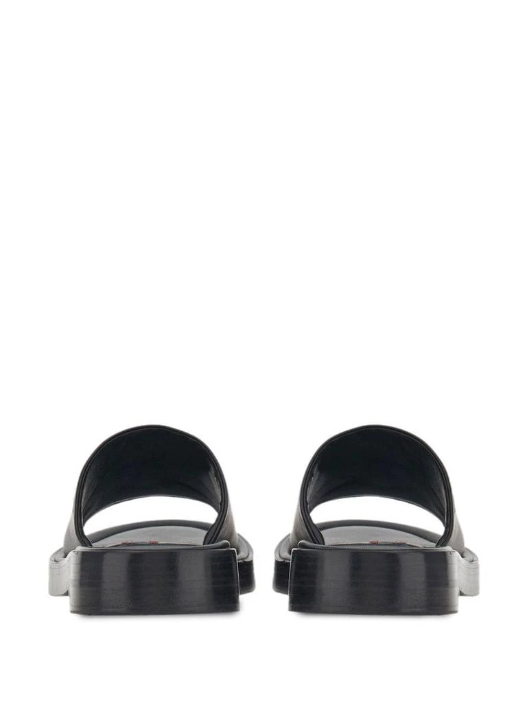 商品Salvatore Ferragamo|FERRAGAMO - Leather Flat Sandals,价格¥4103,第5张图片详细描述