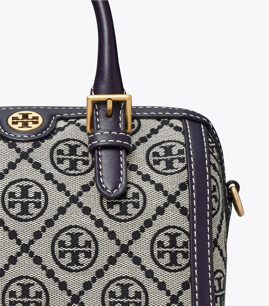 商品Tory Burch|Petite T Monogram Barrel Bag,价格¥3052,第5张图片详细描述