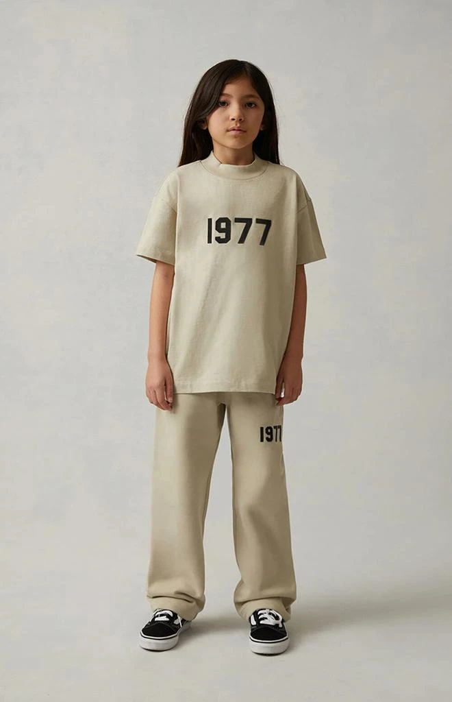 儿童1977小麦色T恤 商品