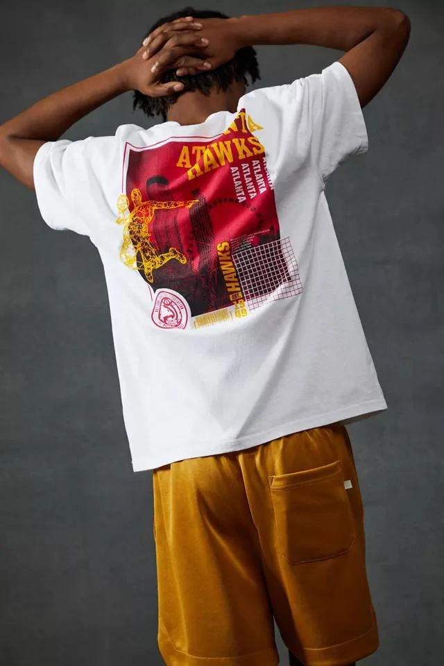 商品Urban Outfitters|ULTRA GAME Atlanta Hawks Big City Boxy Fit Tee,价格¥76,第1张图片