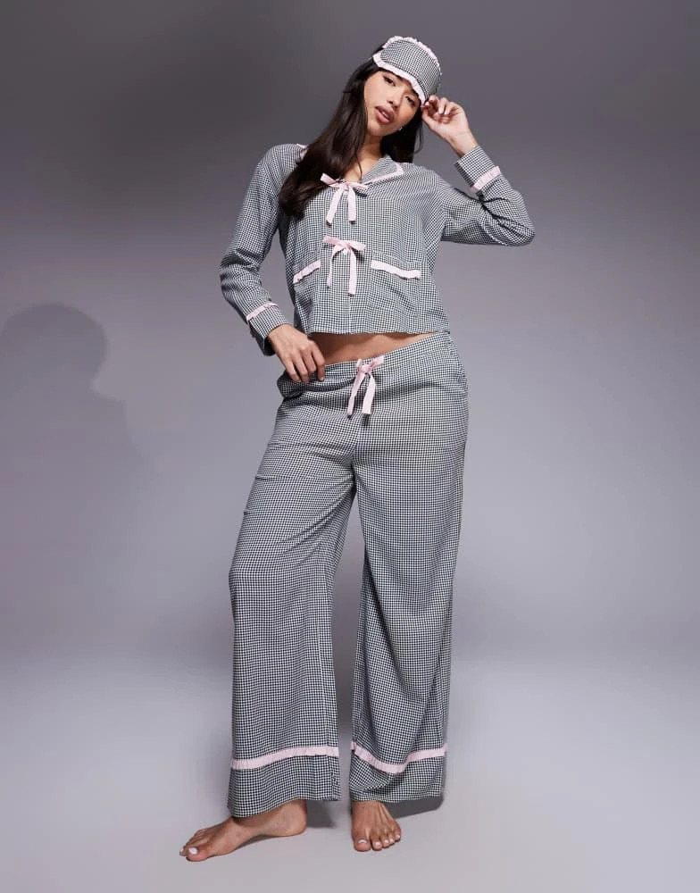 商品River Island|River Island gingham frill collar pyjama set in black,价格¥428,第1张图片详细描述