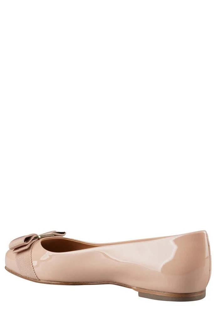 商品Salvatore Ferragamo|Ferragamo Varina Ballet Flats,价格¥3528,第3张图片详细描述