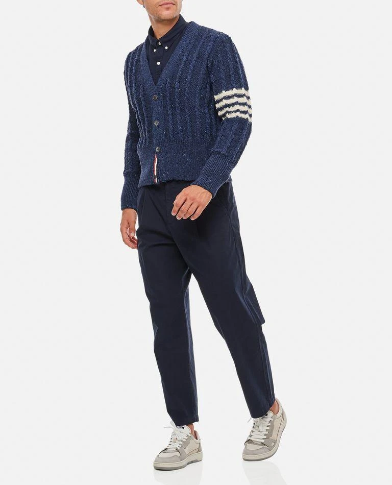 商品Thom Browne|Twist Cable Classic V Neck Cardigan In Donegal 4 Bar Stripe,价格¥2548,第2张图片详细描述