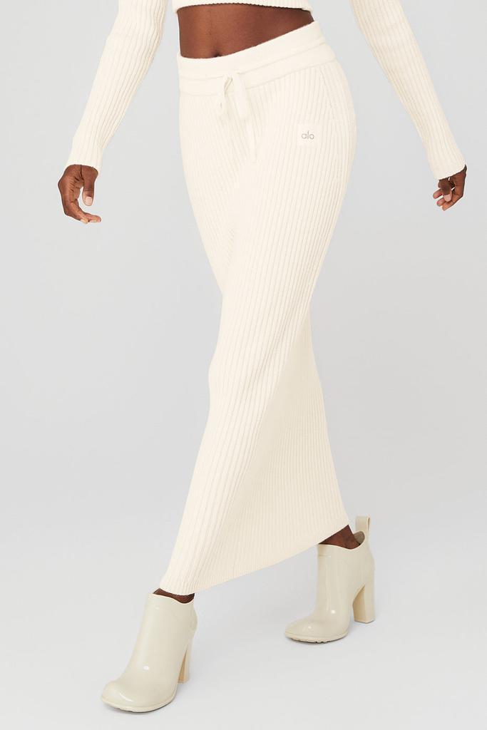 商品Alo|Cashmere Ribbed High-Waist Winter Dream Skirt - Ivory,价格¥6028,第5张图片详细描述