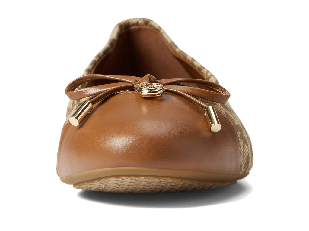 商品Michael Kors|Melody Toe Cap,价格¥510,第2张图片详细描述