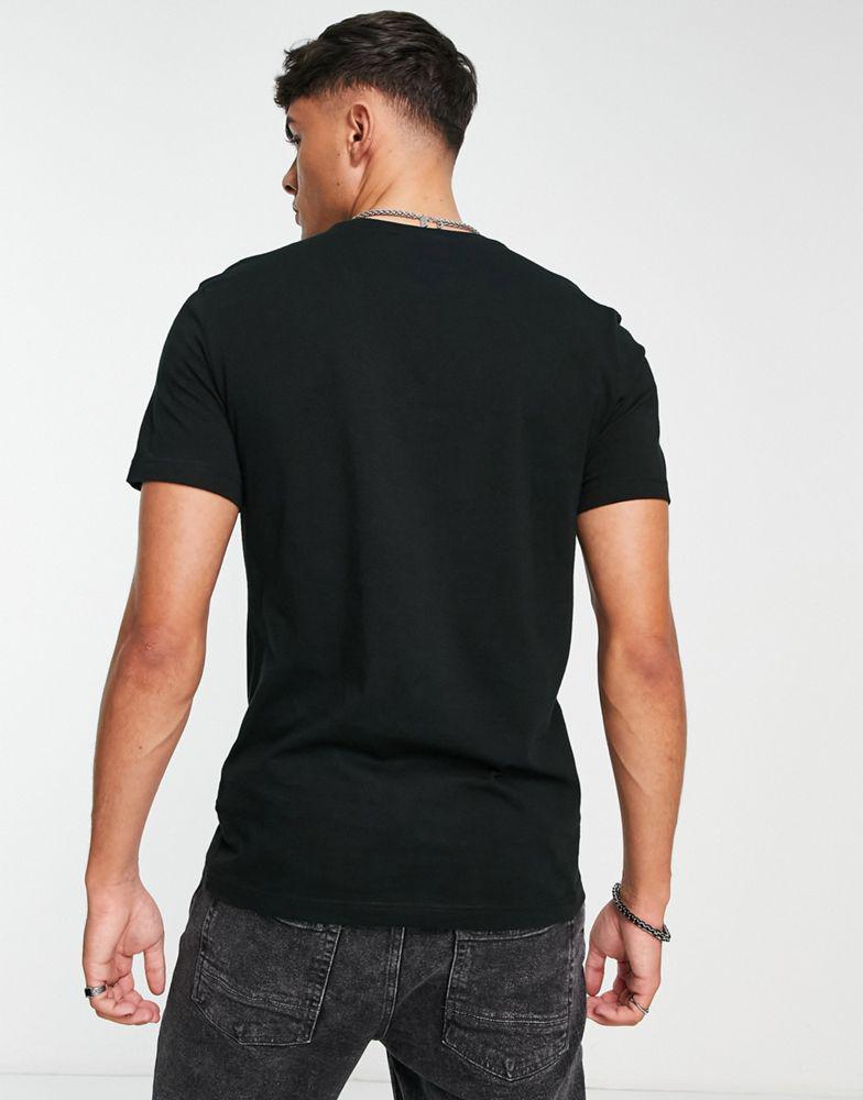 Lacoste t-shirt with croc in black商品第2张图片规格展示