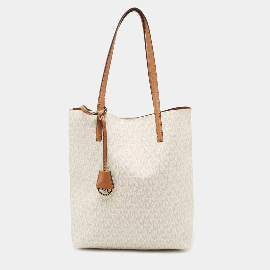 商品[二手商品] Michael Kors|MICHAEL Michael Kors Vanilla/Tan Signature Coated Canvas and Leather Hayley Tote ,价格¥811,第1张图片