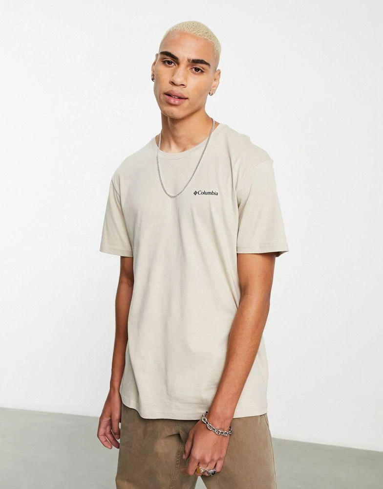 商品Columbia|Columbia Tillamook Way II t-shirt in beige/black Exclusive at ASOS,价格¥175,第3张图片详细描述