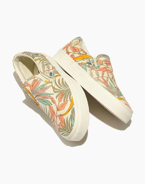 商品Vans|Unisex Classic Slip-On Sneakers in Cali Floral,价格¥317,第1张图片