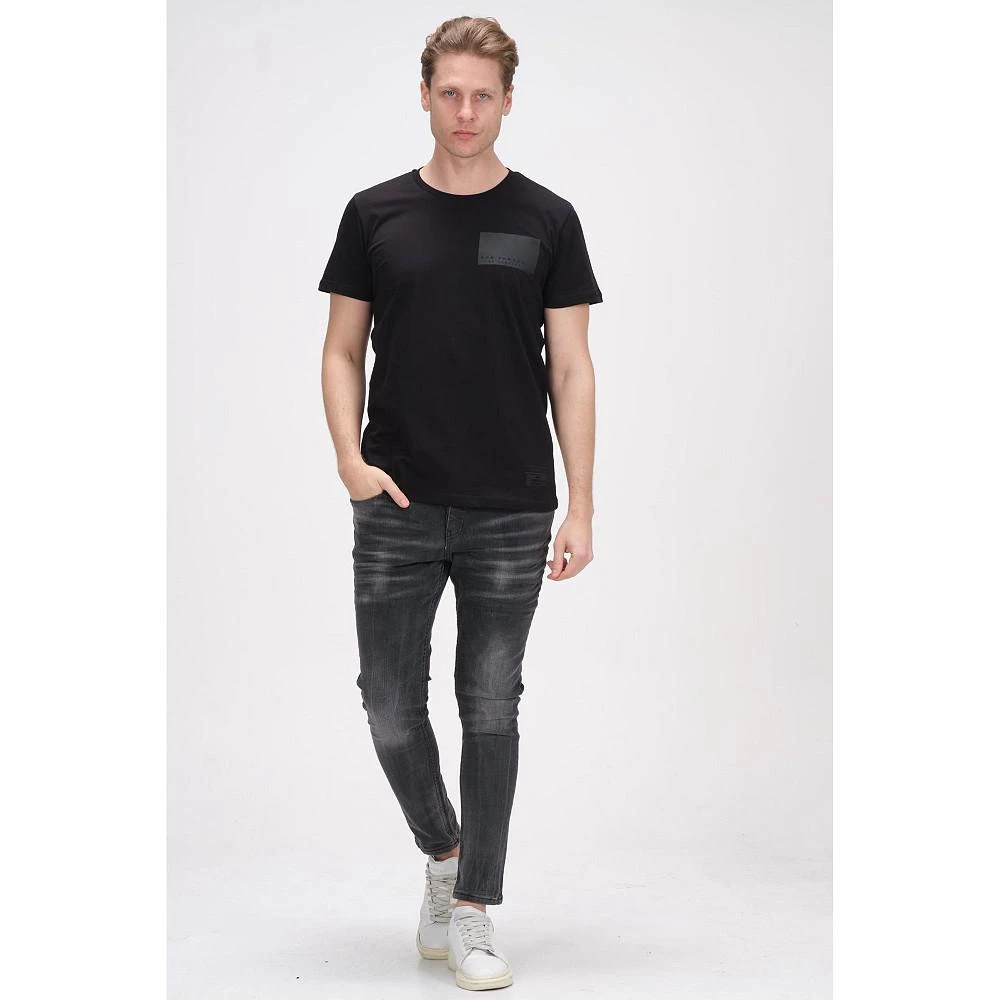 Men's Modern Fitted Panel T-shirt 商品