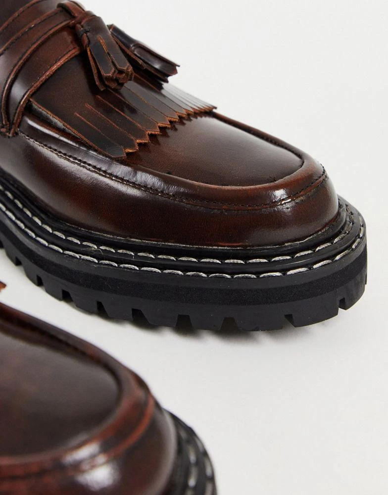 商品ASOS|ASOS DESIGN loafers in brown leather with chunky sole and contrast stitch,价格¥324,第4张图片详细描述