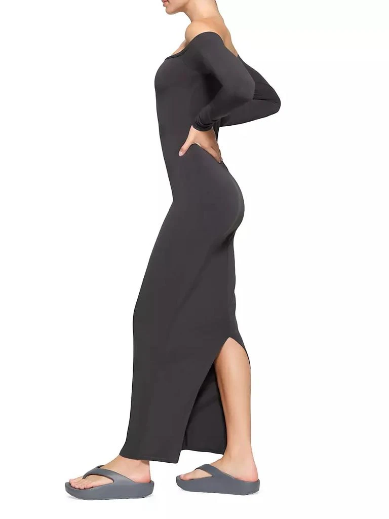 商品SKIMS|New Vintage Off-the-Shoulder Long Dress,价格¥673,第4张图片详细描述